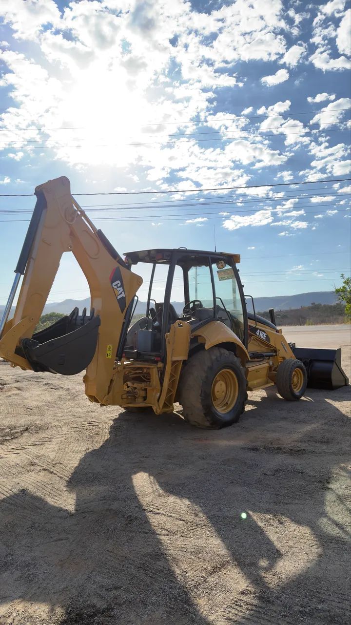 RETROESCAVADEIRA CATERPILLAR 416E 2008 MOTOR NOVO PRONTA PARA TRABALHAR - Foto 4