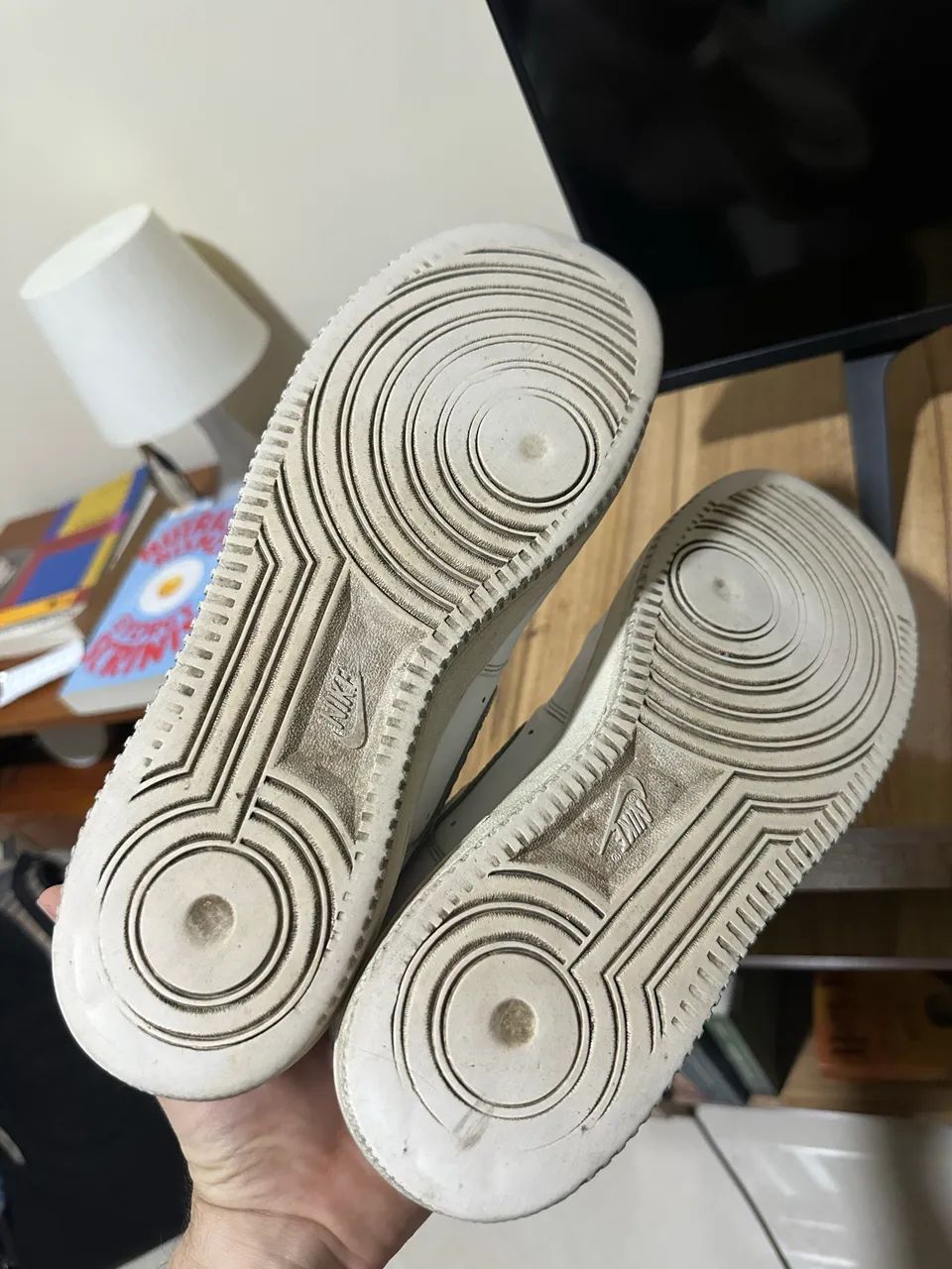 Nike AF1 Triple White (42) - Usado - Foto 5