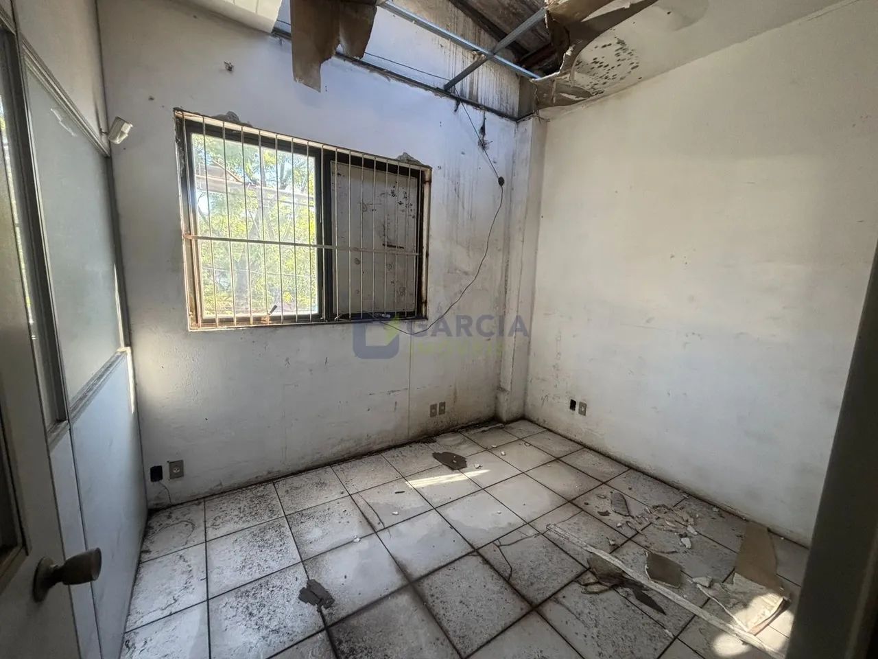 deposito; 4 banheiro; 4 vagas; 930 metros quadrados; bairro São João.. - Foto 15