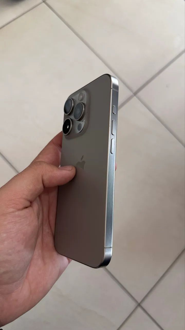 iPhone 15 Pro 256gb  - Foto 2