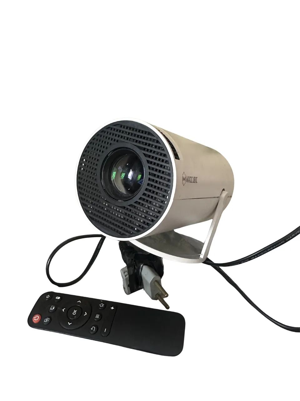 Projetor de filmes magcubic