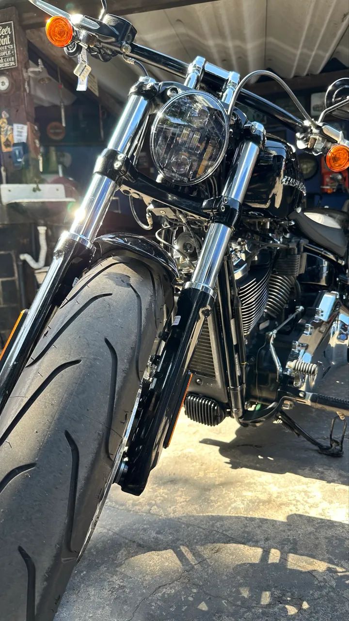 HARLEYDAVIDSON BREAKOUT 114 - Foto 3
