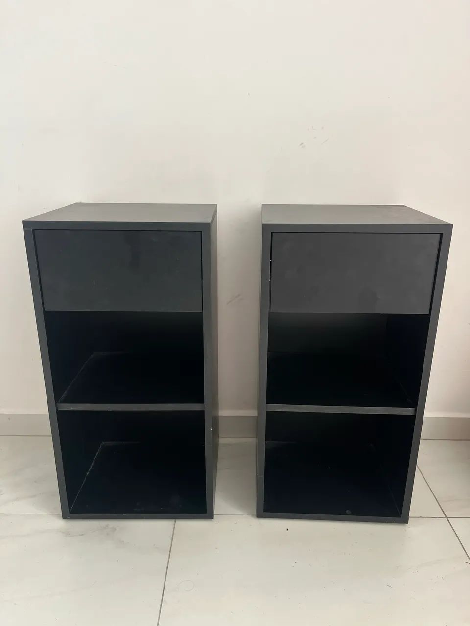 Mesinha de cabeceira 