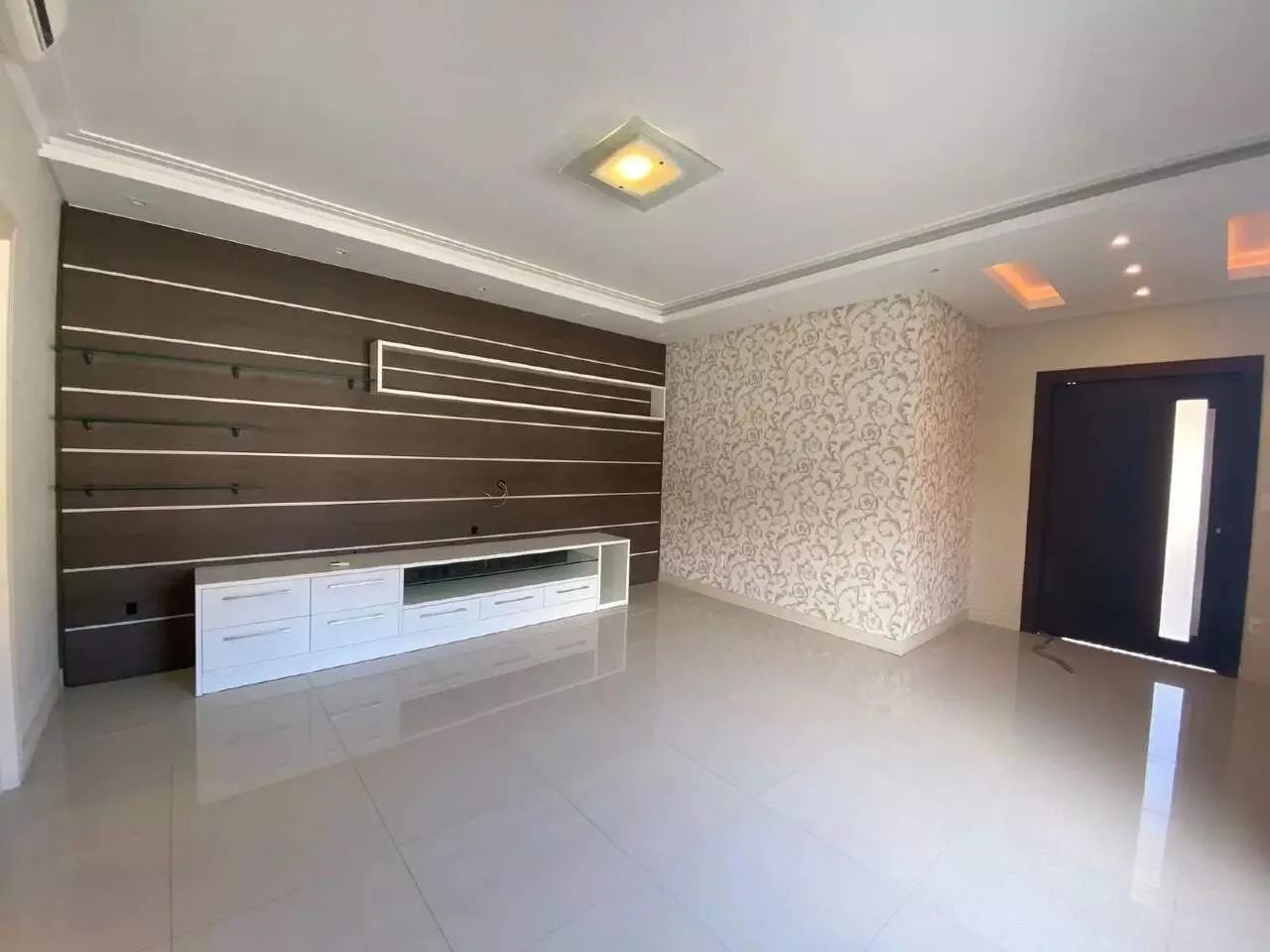 Casa com 4 quartos no bairro Azambuja!!! - Foto 5