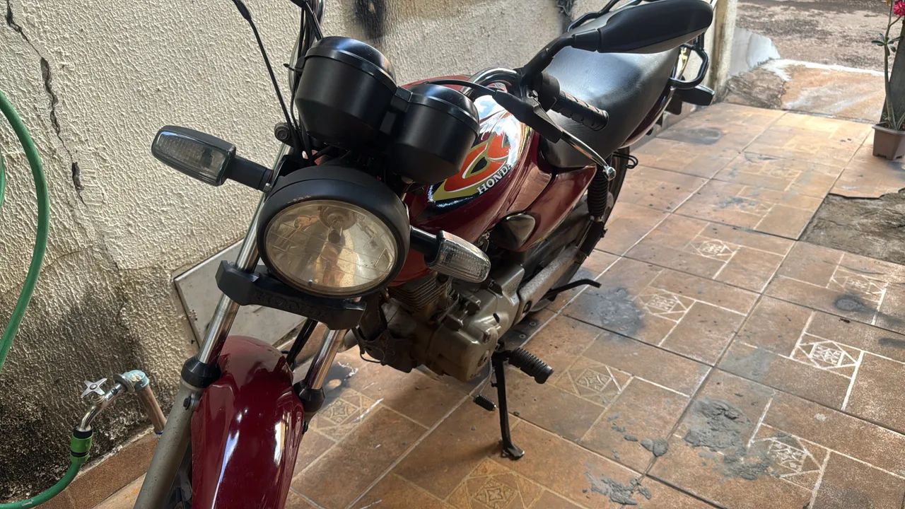 Titan 125 2001  - Foto 3