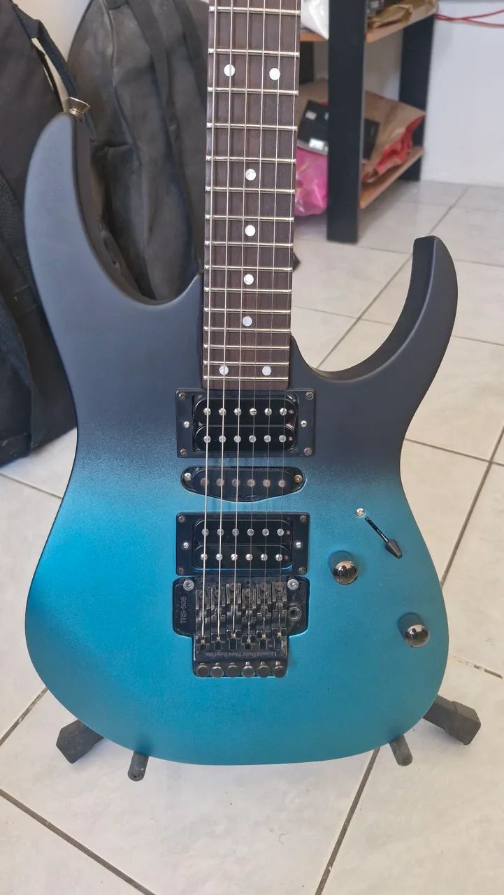 Guitarra Ibanez RG Custom - Foto 3
