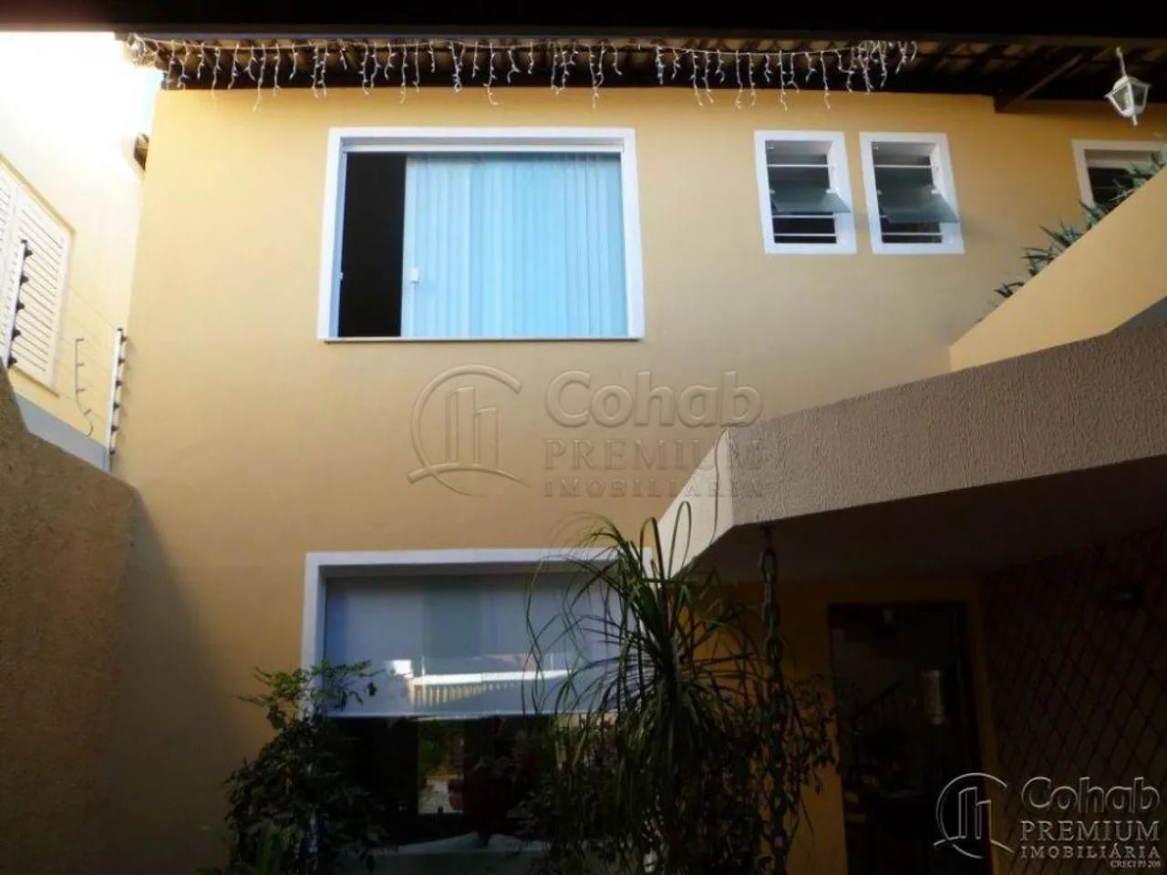Casa à Venda na Coroa do Meio Reformada e Espaçosa - Foto 3