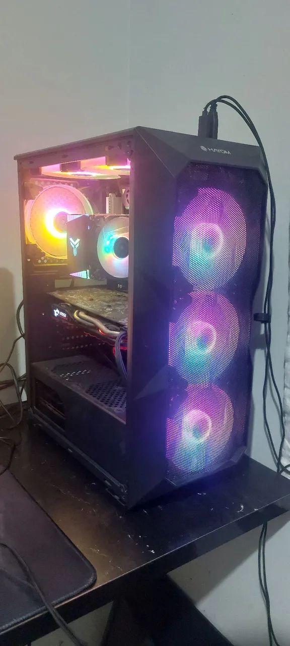 PC Gamer  - RX 570 4GB + 16GB RAM