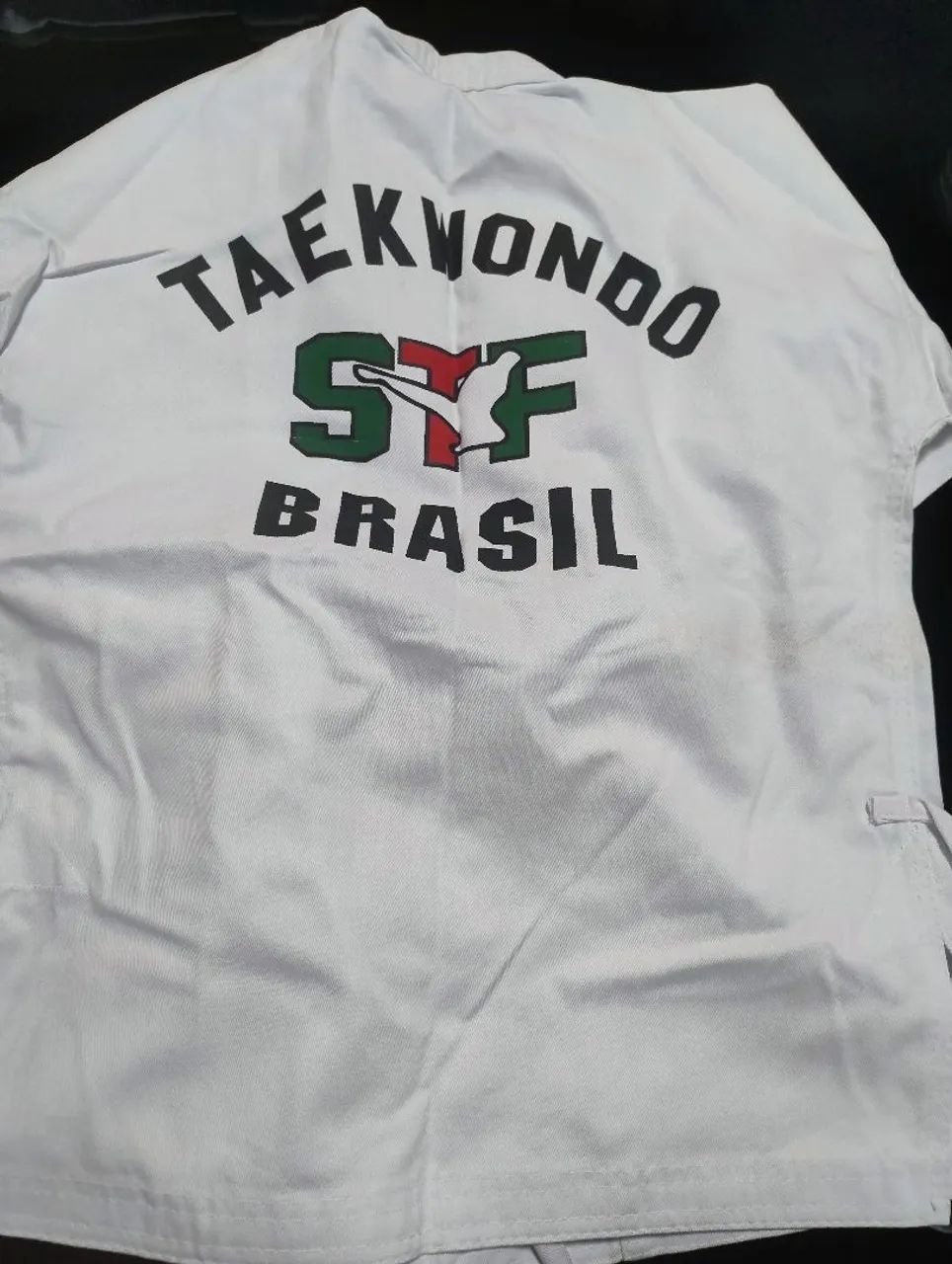 Uniforme taekwondo