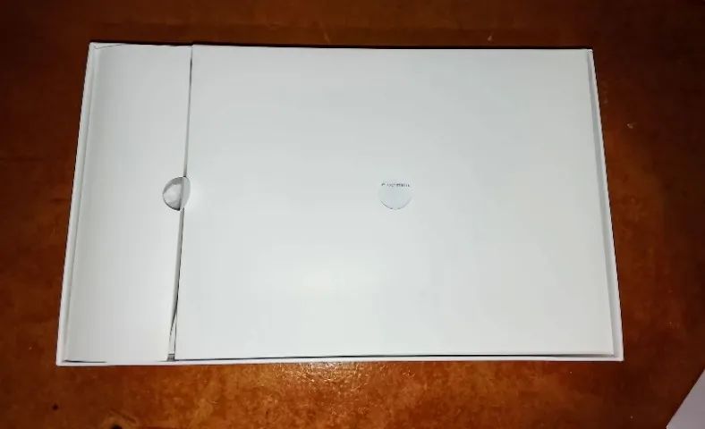 Tablet 12,8 Android com Teclado, Mouse, Caneta e Capa ? R$ 699