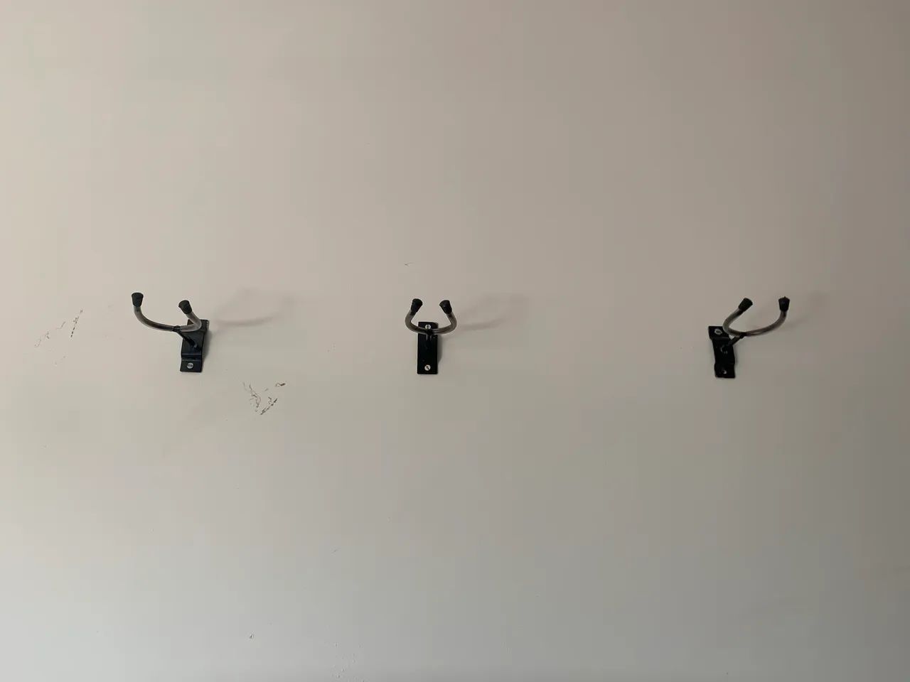 3 suportes para violão 