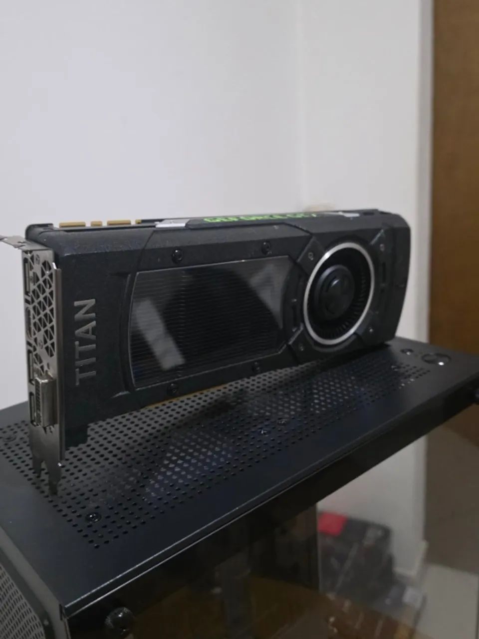 GTX TITAN Maxwell 12 GB - Foto 2