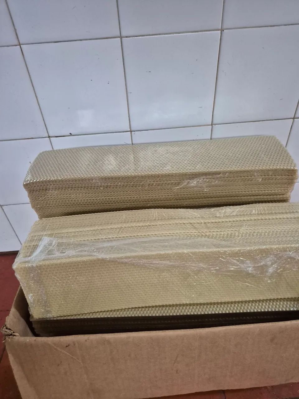 Caixa pra abelha padrão langsthoth  - Foto 5