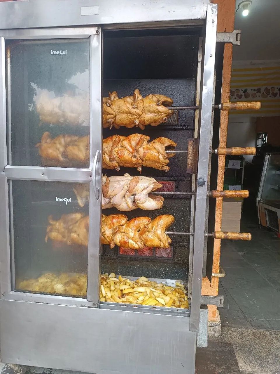 Máquina para assar frango 