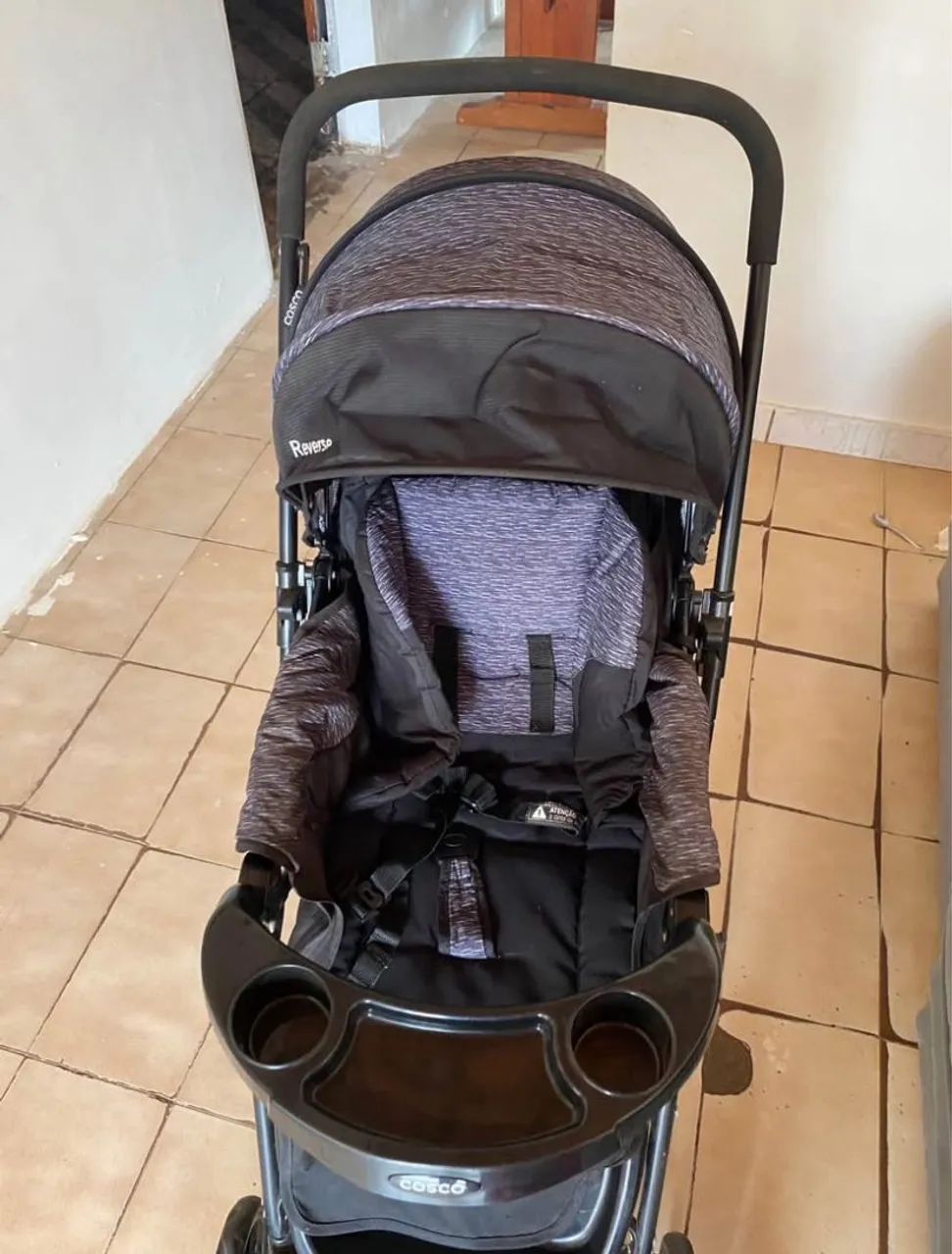 Carrinho de bebê e bebê conforto  - Foto 3