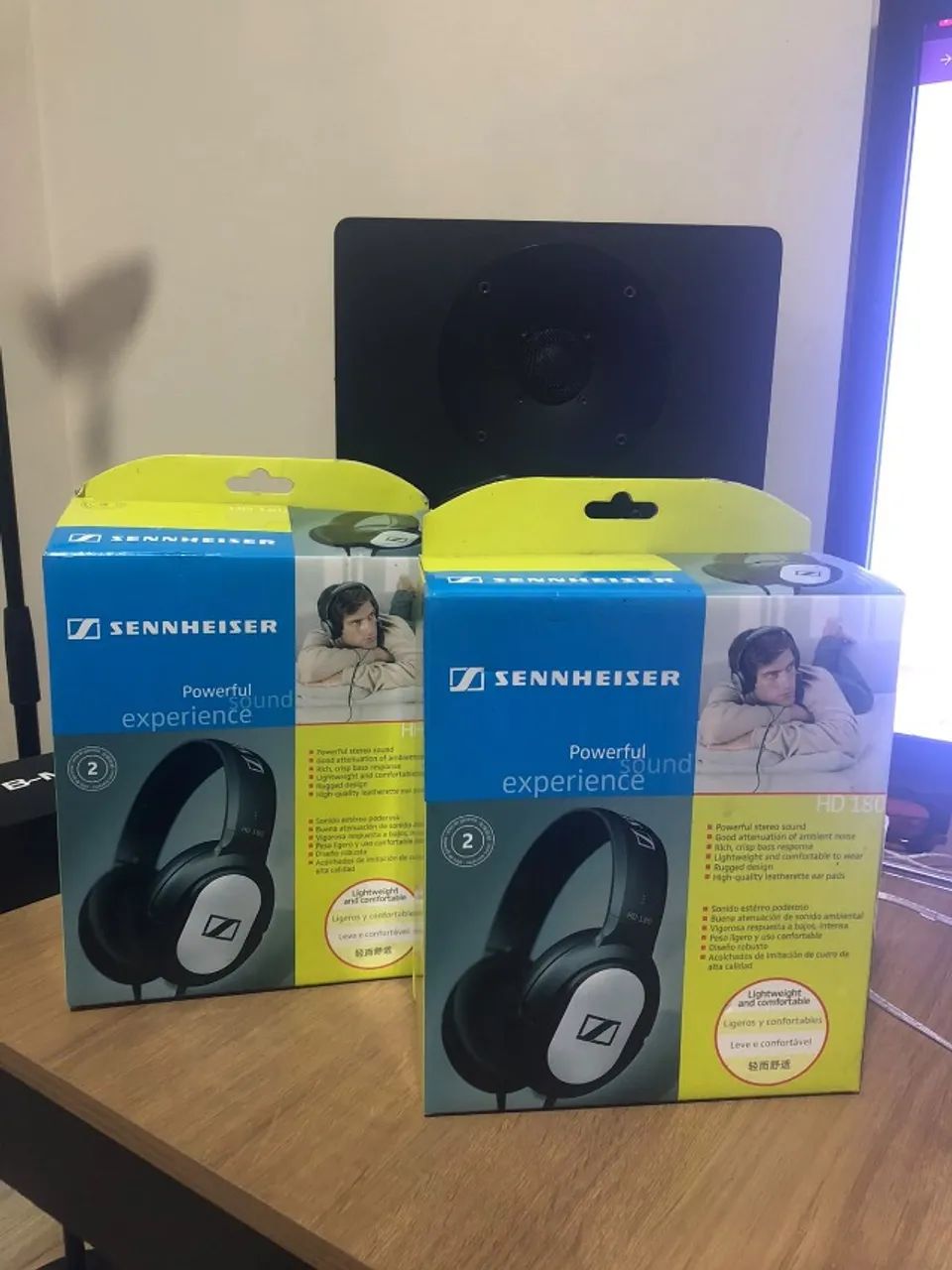 Fone de studio Sennheiser HD 180