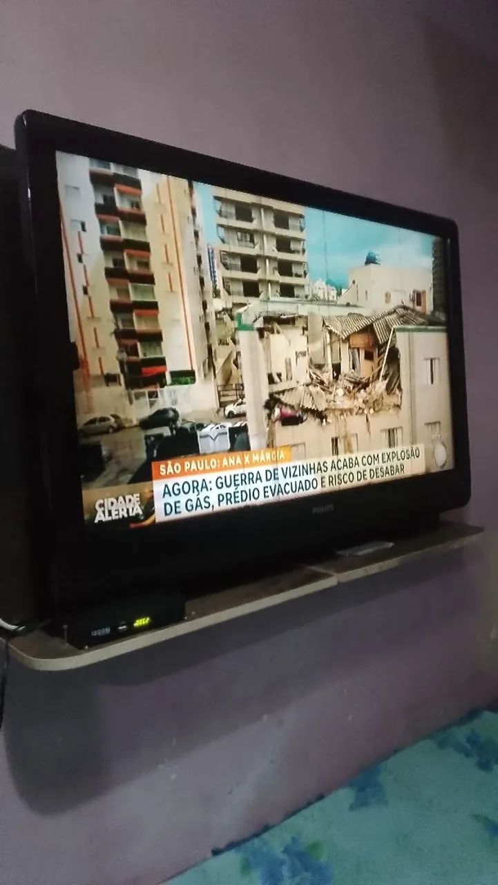 Televisão Philips 42 polegadas 