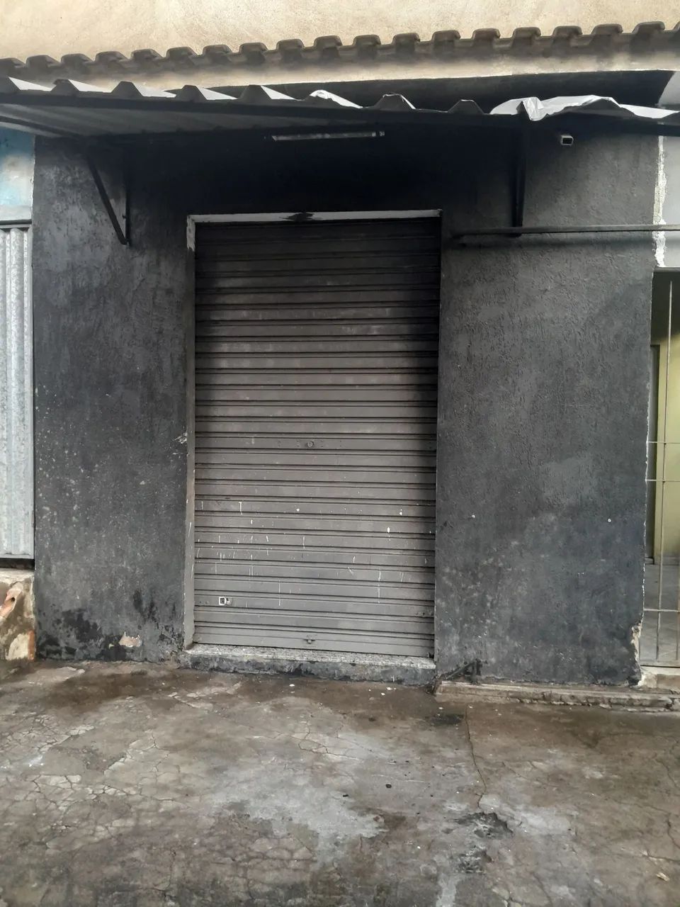 ALUGO UMA LOJA EM BARRA MANSA