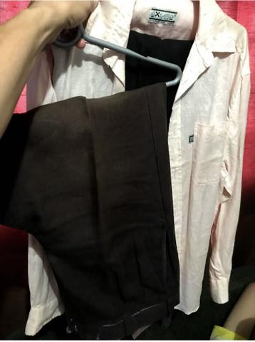 Só 100 reais duas calças e uma camisa de linho