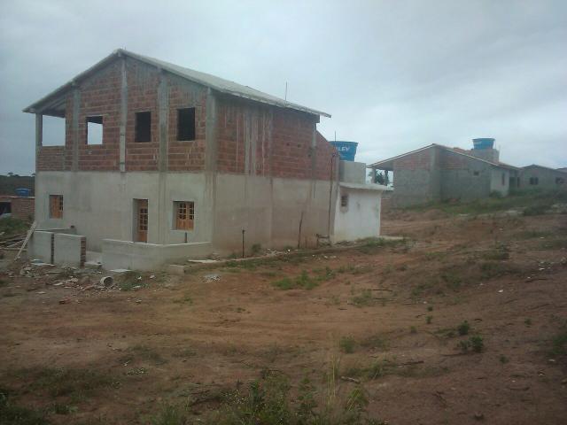 EA7 - Terreno com casa em Gravatá