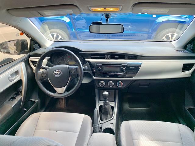 Corolla GLI 2015 manual troco e vendo - Foto 12