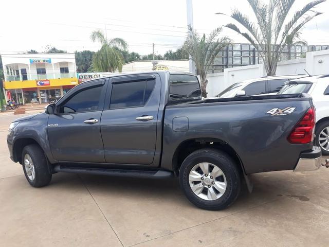 Vendo essa Hilux SRV - Foto 4