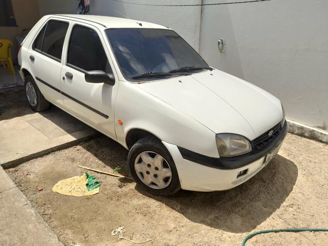 Ford Fiesta 2001 - Foto 4