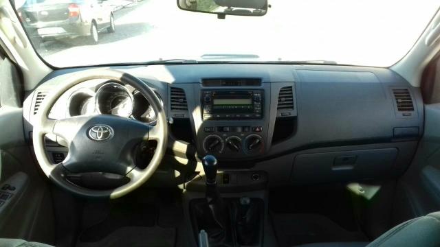 Hilux 2011/ 2011 SR manual 4x4