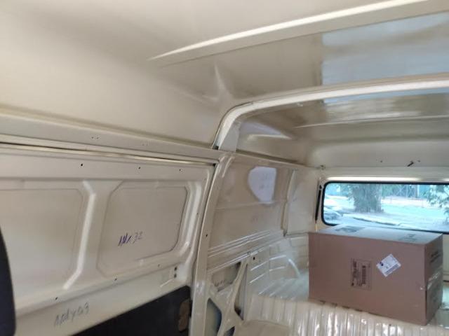 Vendo Kombi Furgão - Foto 8