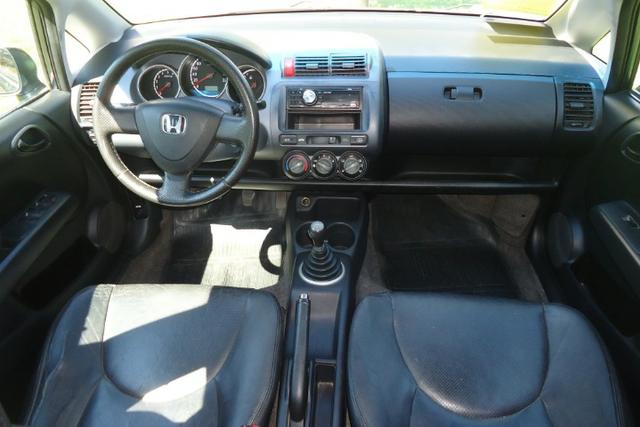 Fit 2004 LX 1.4 8v AirBag 114.000 KM Couro Ar Raridade (19.990 á vista) (21.990 p/ troca) - Foto 7