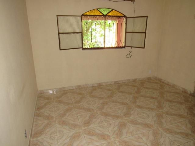 Caetano Imóveis - Sítio com 3.000m², com casa sede de 3 quartos e muito verde (confira!) - Foto 7