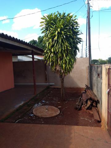 Casa em amplo terreno com edícula nos fundos e poço artesiano - Foto 2