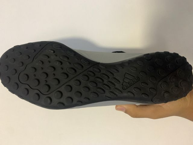 Chuteira Adidas predator tam43 - Foto 2