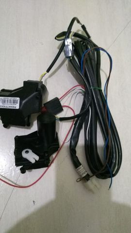 Trava Eletrica Nova sem o Modolo Aplicaçâo Palio fire,Celta,Uno,Strada,Doblo