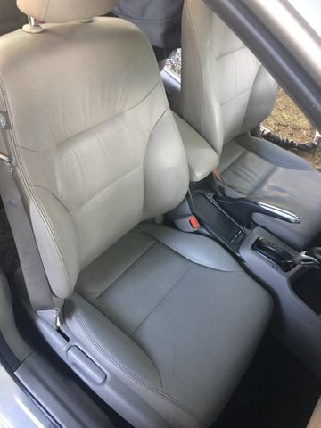Vendo ou troco Honda Civic com teto solar e gnv com apenas 40 mil km imperdível - Foto 2
