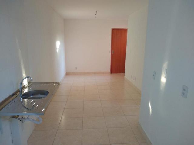 Alugo apartamento em Trindade