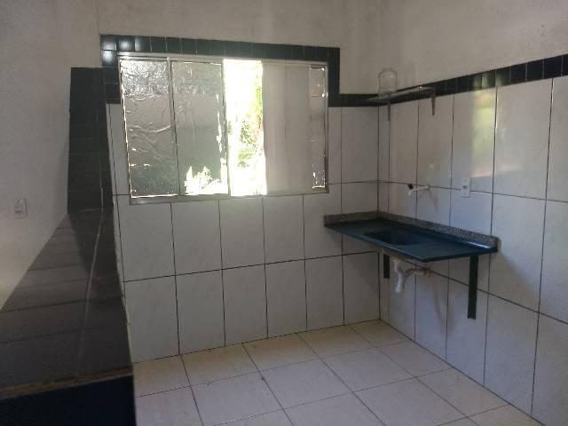 Alugo casa ou kitnet em Nova Almeida - Foto 3