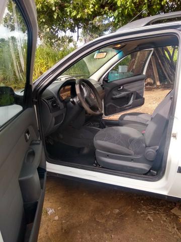 Fiat Strada muito conservada - Foto 8