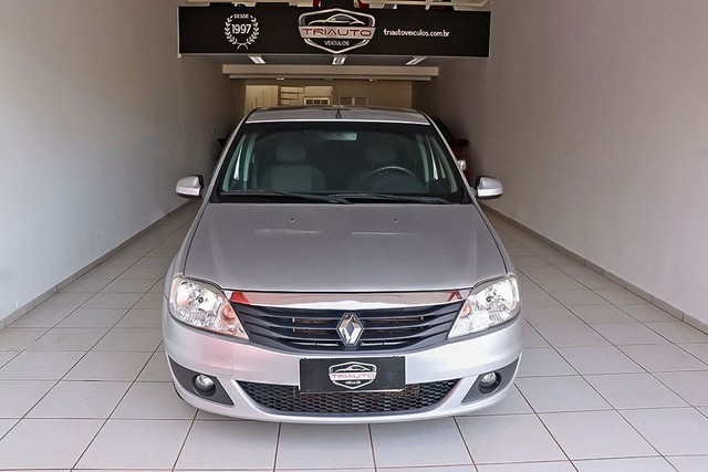 RENAULT LOGAN 1.6 EXPRESSION 8V 2012