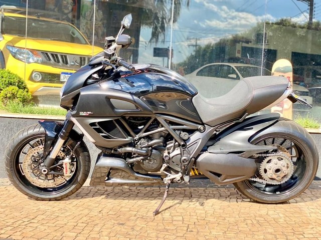DUCATI DIAVEL 2013 , 162CV, 1200C 16000K