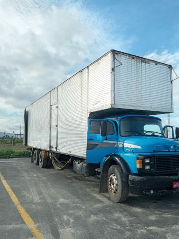 CAMINHÃO BAÚ L1313 MERCEDES BENZ