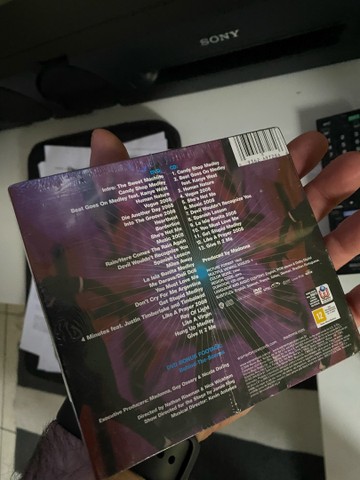 DVD + CD Madonna Stick& Sweet tour (lacrado)  - Foto 2