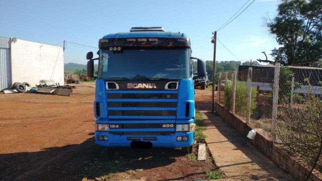 SCANIA R124 400 2003