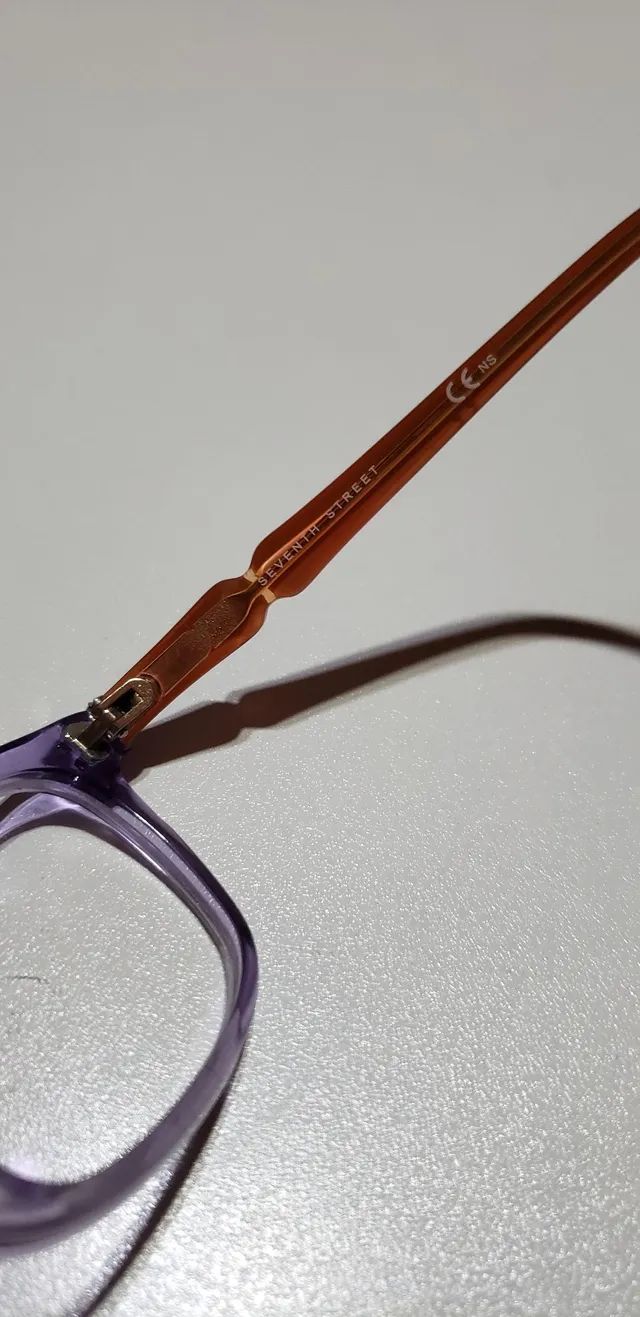 Oculos seventh street semi novo  - Foto 5