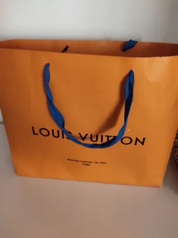 Linda bolsa feminina Louis Vuitton nova nunca usada