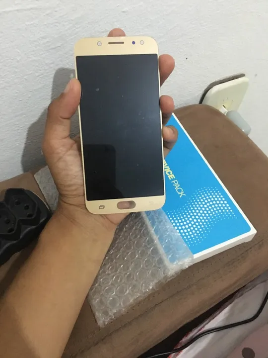 Display j5 pro