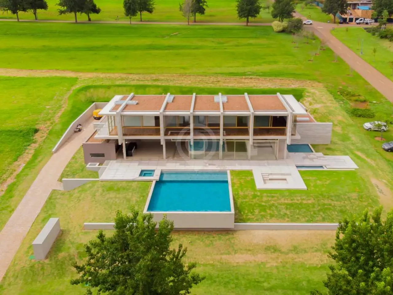 Casa em Condomínio - / Residencial / Quinta da Baroneza