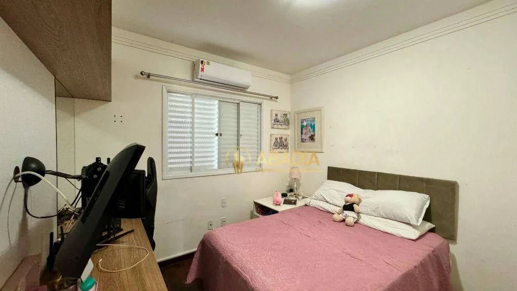 Casa com 3 dormitórios à venda, 200 m² por R$ 1.100.000,00 - Condomínio Vila Inglesa - Cam - Foto 4
