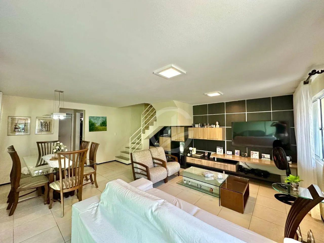 Casa na Avenida Maestro Lisboa, com 4 dormitórios à venda por R$ 780.000 - Lagoa Redonda - - Foto 5