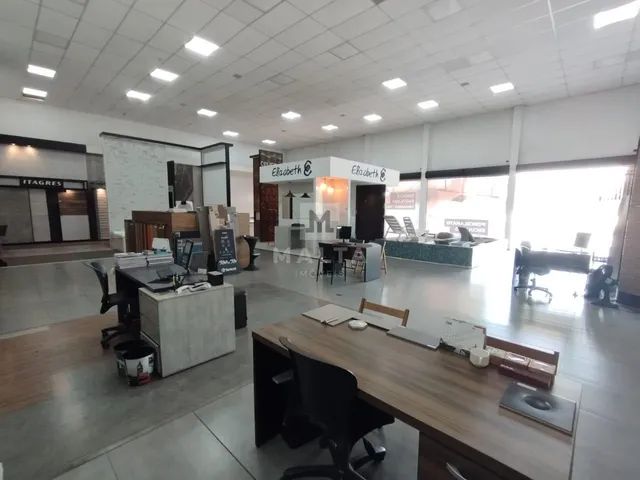 Excelente Loja com aproximadamente 1532m² na Av. Amazonas - BH
